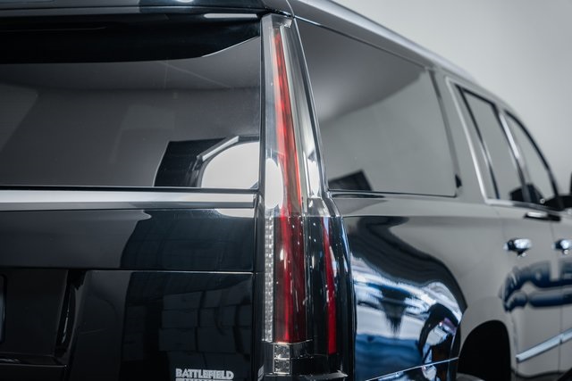 CadillacEscalade ESV6