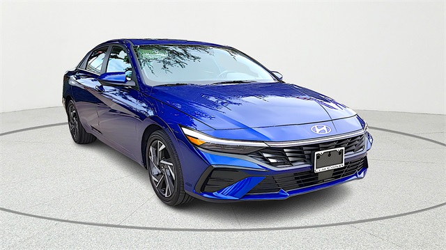 2025 Hyundai Elantra SEL Convenience FWD