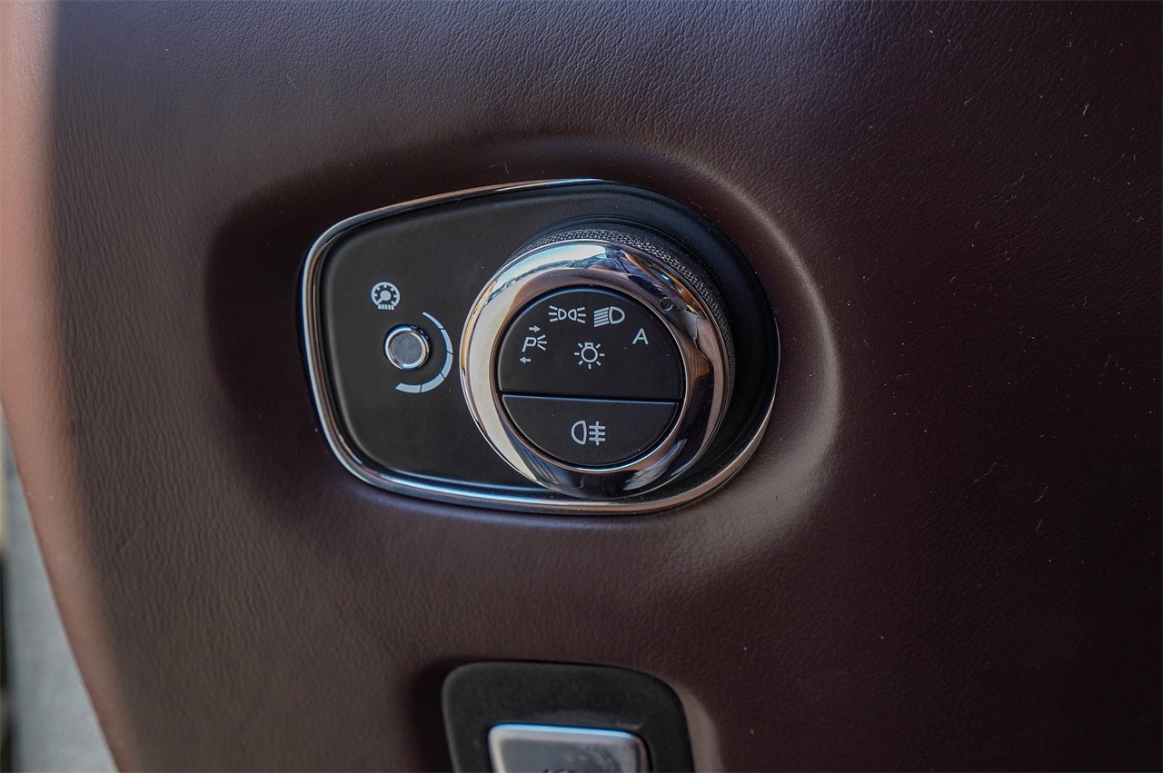 Used Car 2017 Aston Martin Db11  For Sale Under $100,000 In Austin, Texas