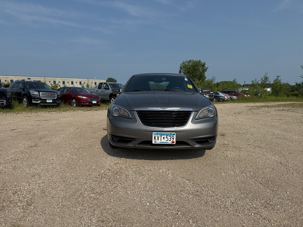 2011 Chrysler 200