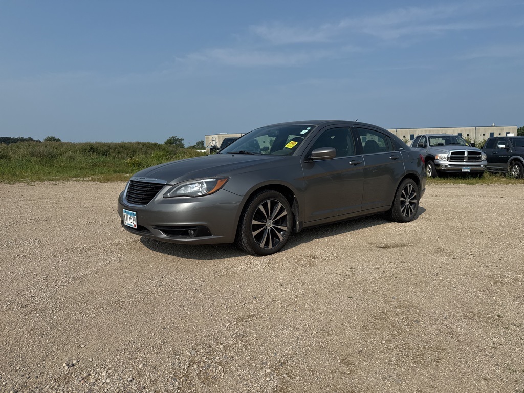 2011 Chrysler 200