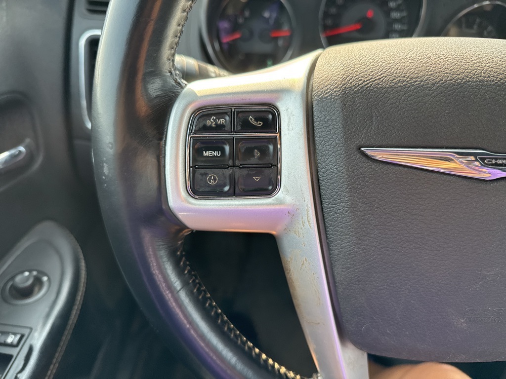 2011 Chrysler 200