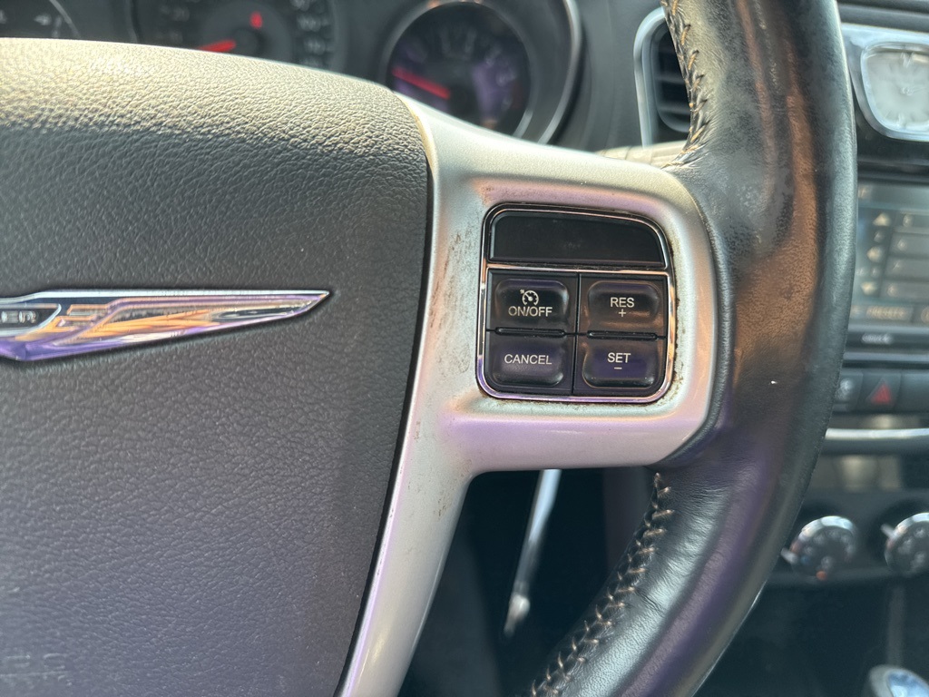 2011 Chrysler 200