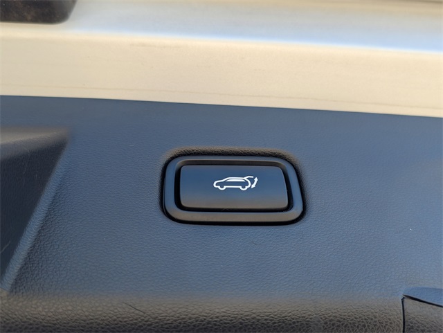 2022 Hyundai Tucson Hybrid SEL Convenience Silver at Baytown Hyundai