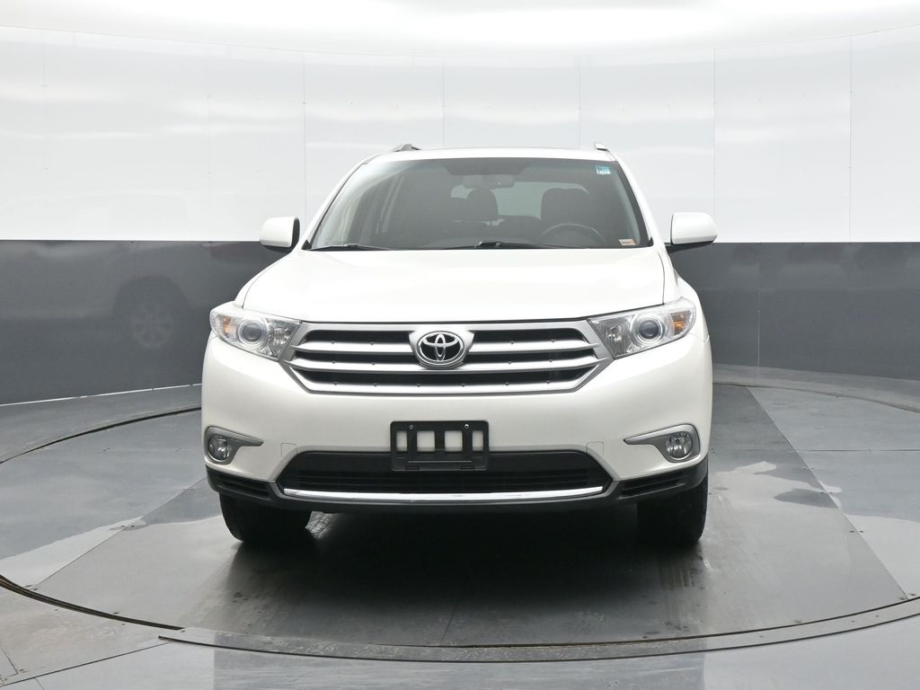 Used 2013 Toyota Highlander Base Plus V6 with VIN 5TDBK3EH7DS205546 for sale in Kansas City