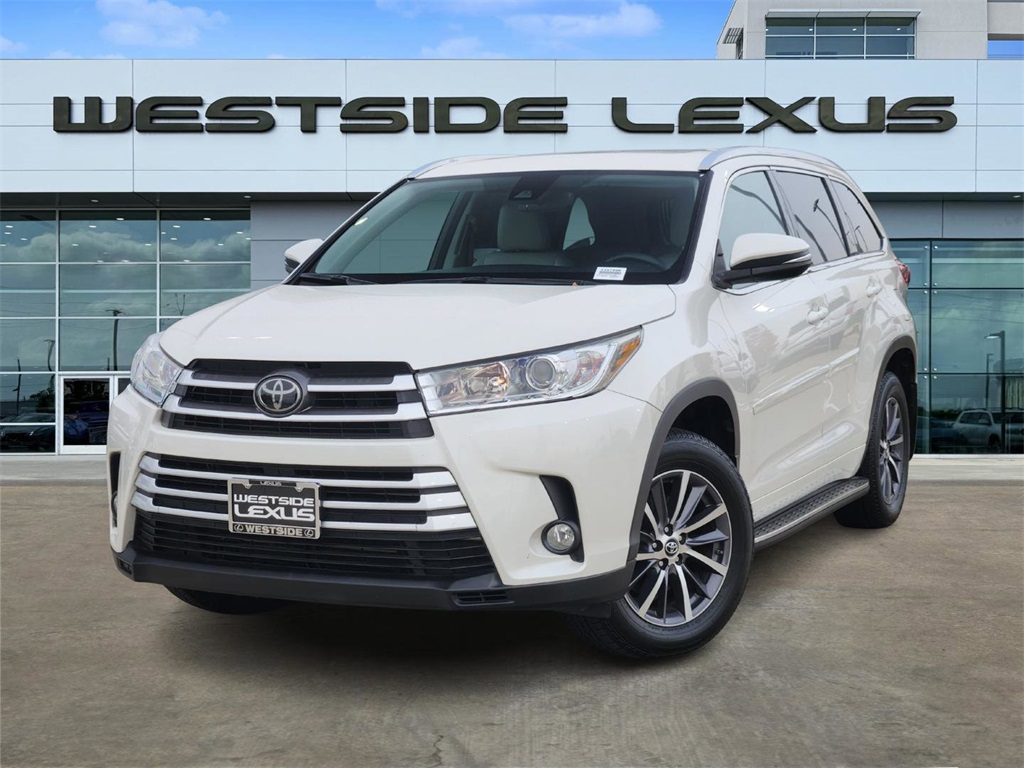2018 Toyota Highlander XLE White at Big Star Chrysler Jeep Dodge Ram 