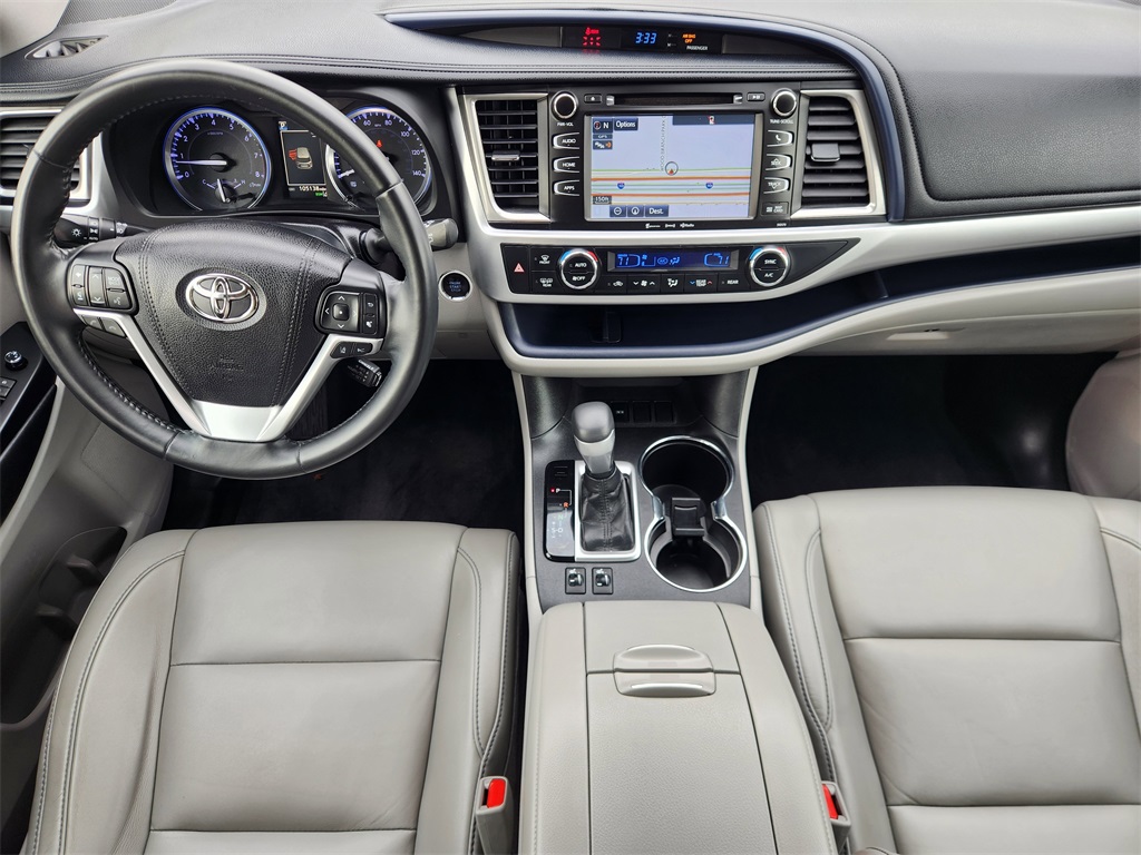 2018 Toyota Highlander XLE White at Big Star Chrysler Jeep Dodge Ram 