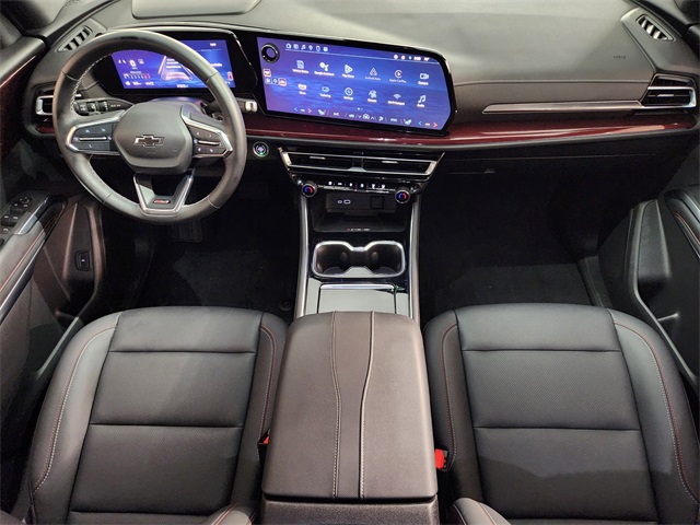 2024 Chevrolet Traverse Z71 photo 3