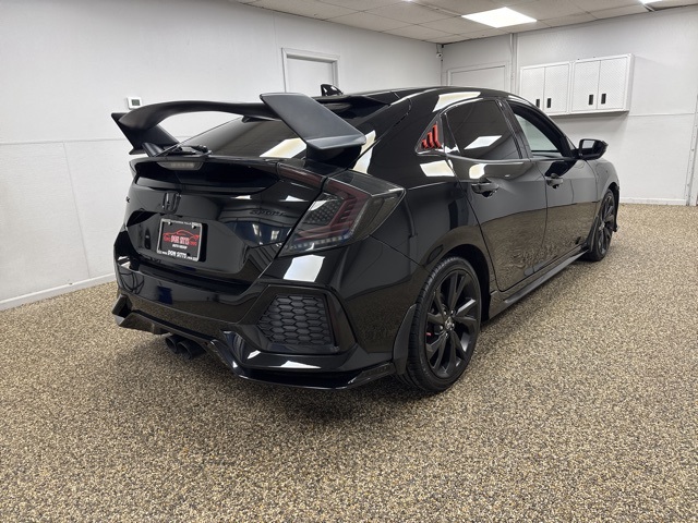 2018 Honda Civic Sport photo 4