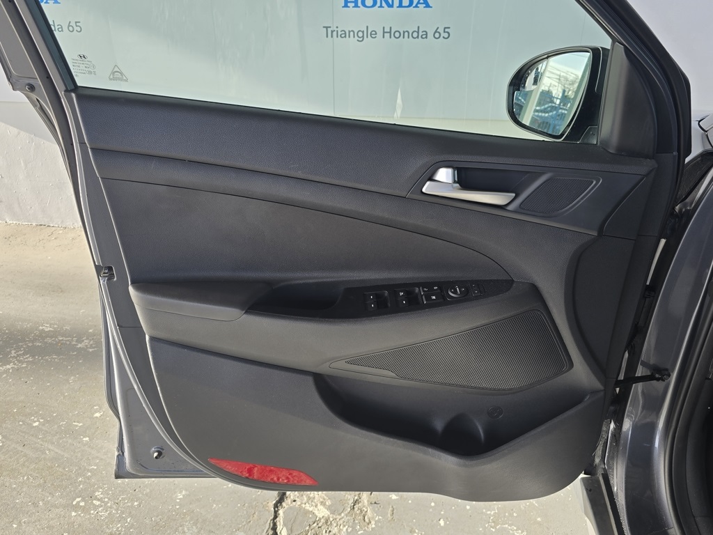 Thumbnail: 2020 Hyundai Tucson - 14