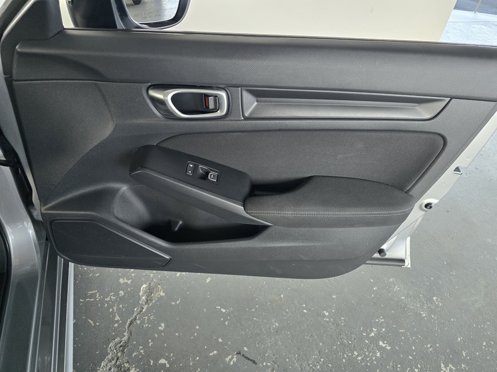 Thumbnail: 2023 Honda Civic - 24