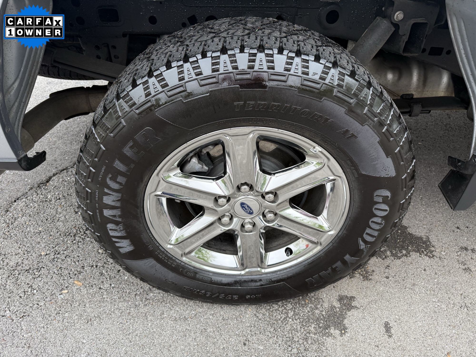 2013 Ford Explorer Base photo 24