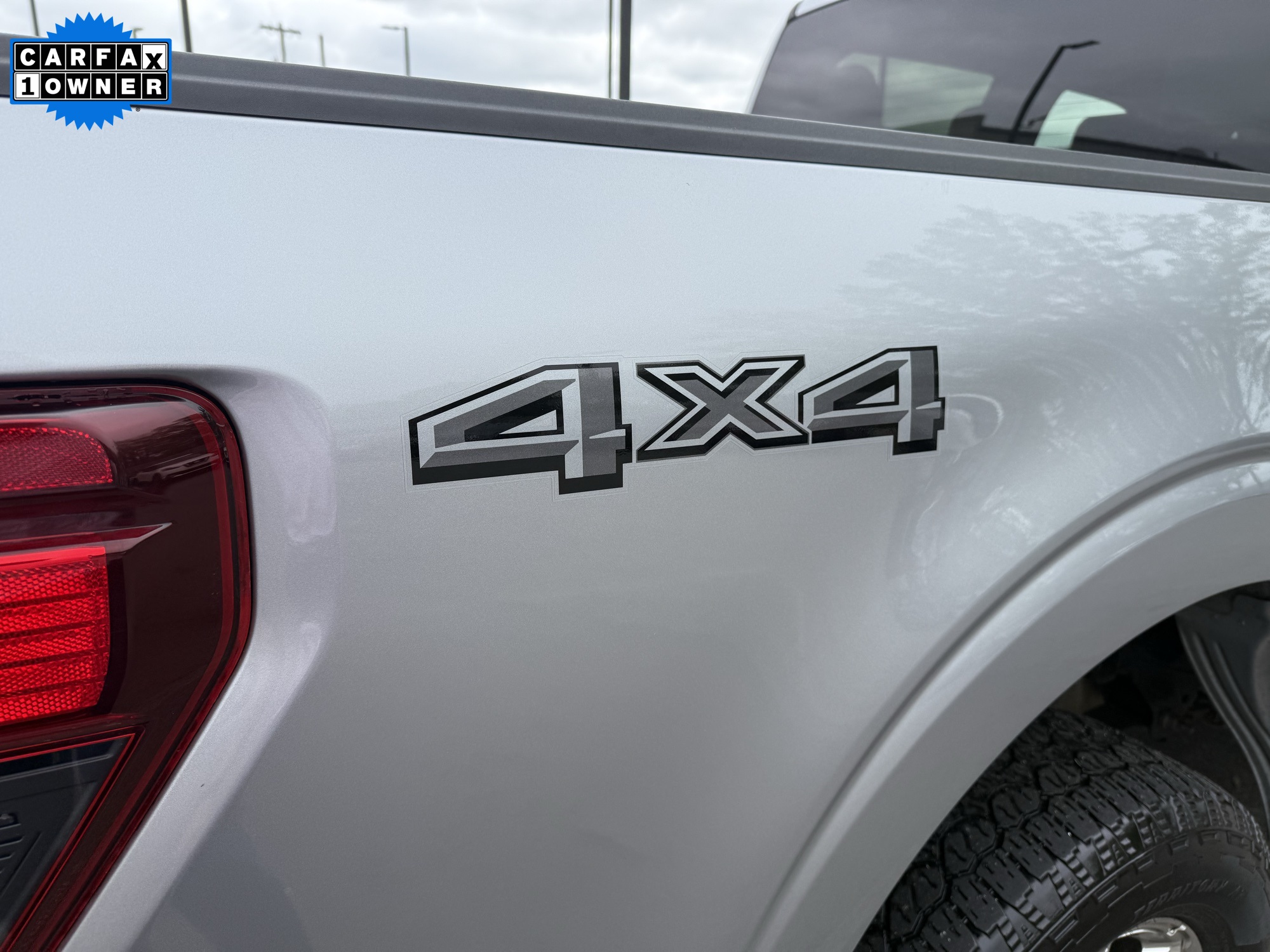 2013 Ford Explorer Base photo 25
