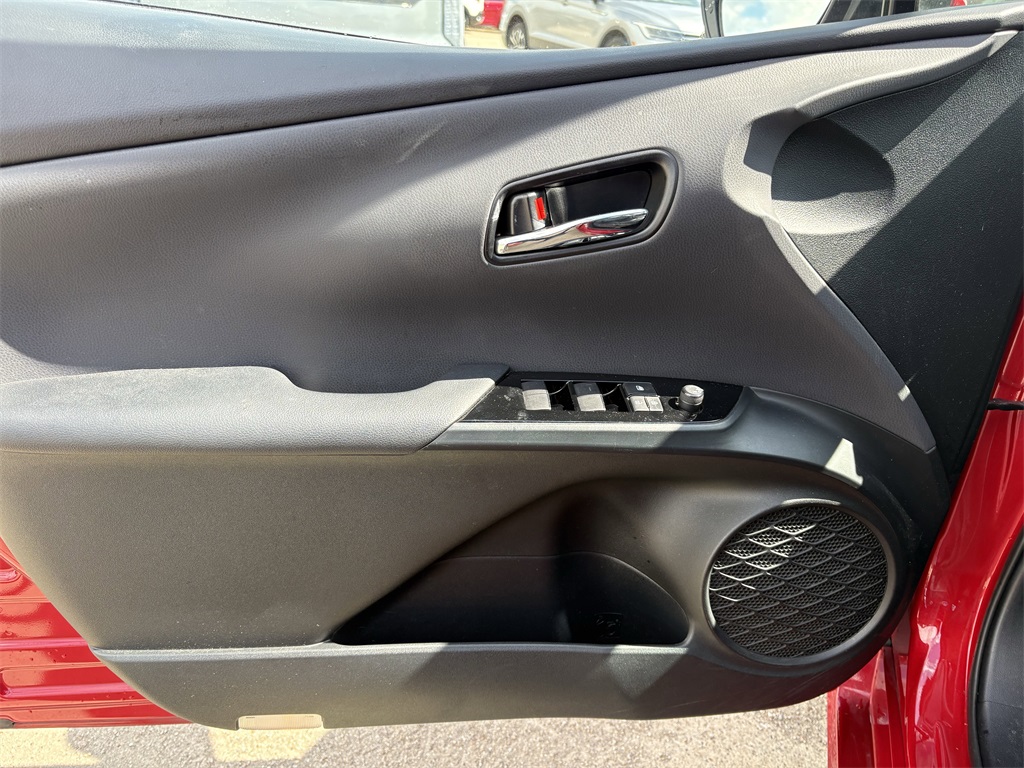 2021 Toyota Prius Prime Limited - 6