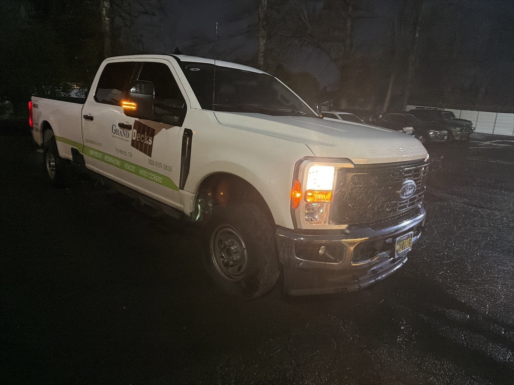 2024 Ford F-250 Super Duty XL Crew Cab 4WD