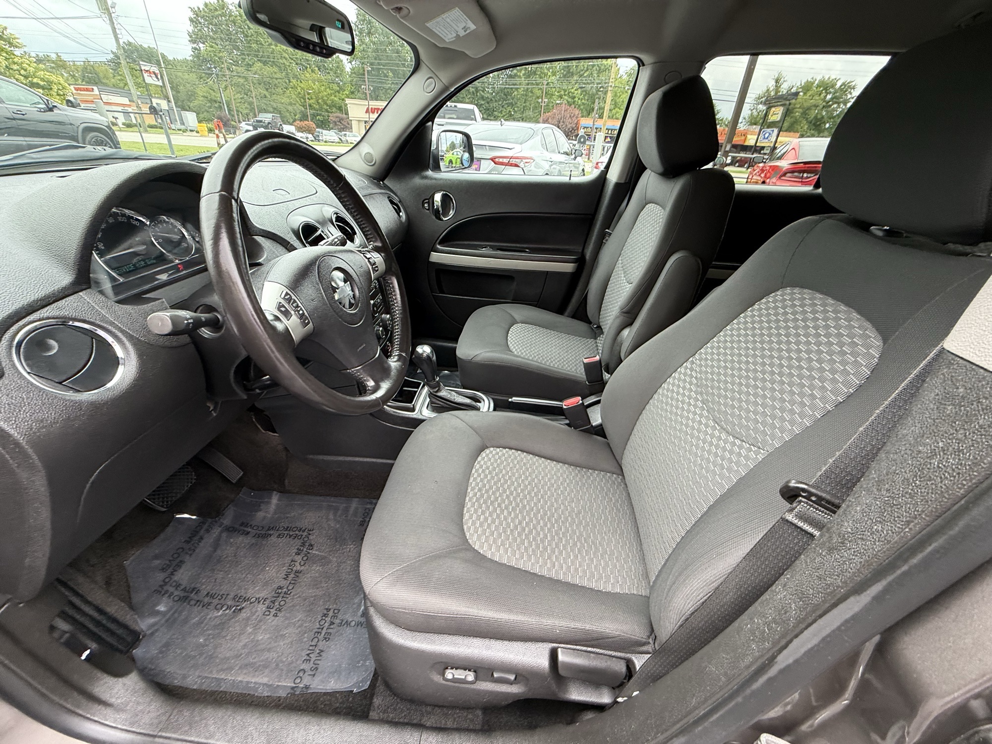 2011 Chevrolet HHR 2LT photo 14