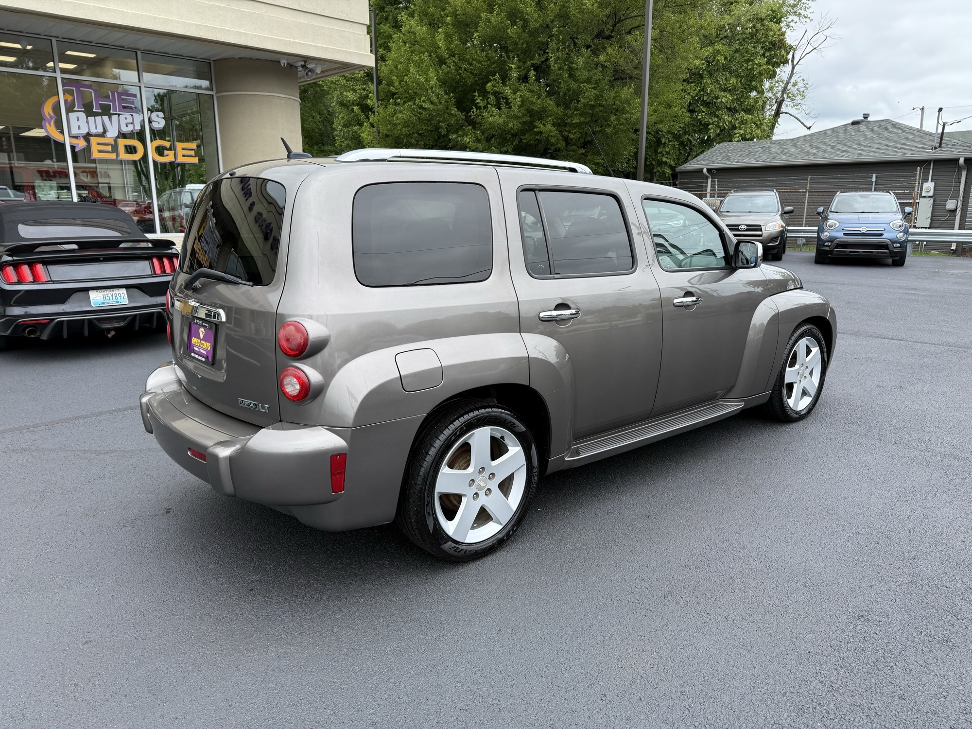 2011 Chevrolet HHR 2LT photo 6