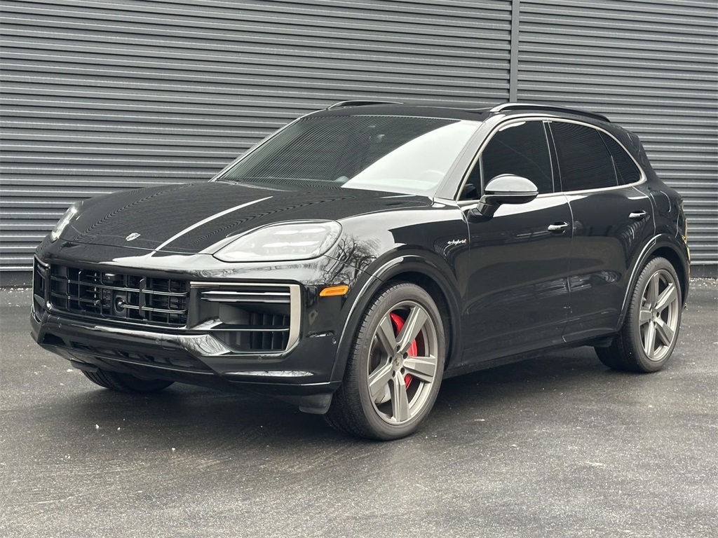 2025 Porsche Cayenne Turbo GT AWD