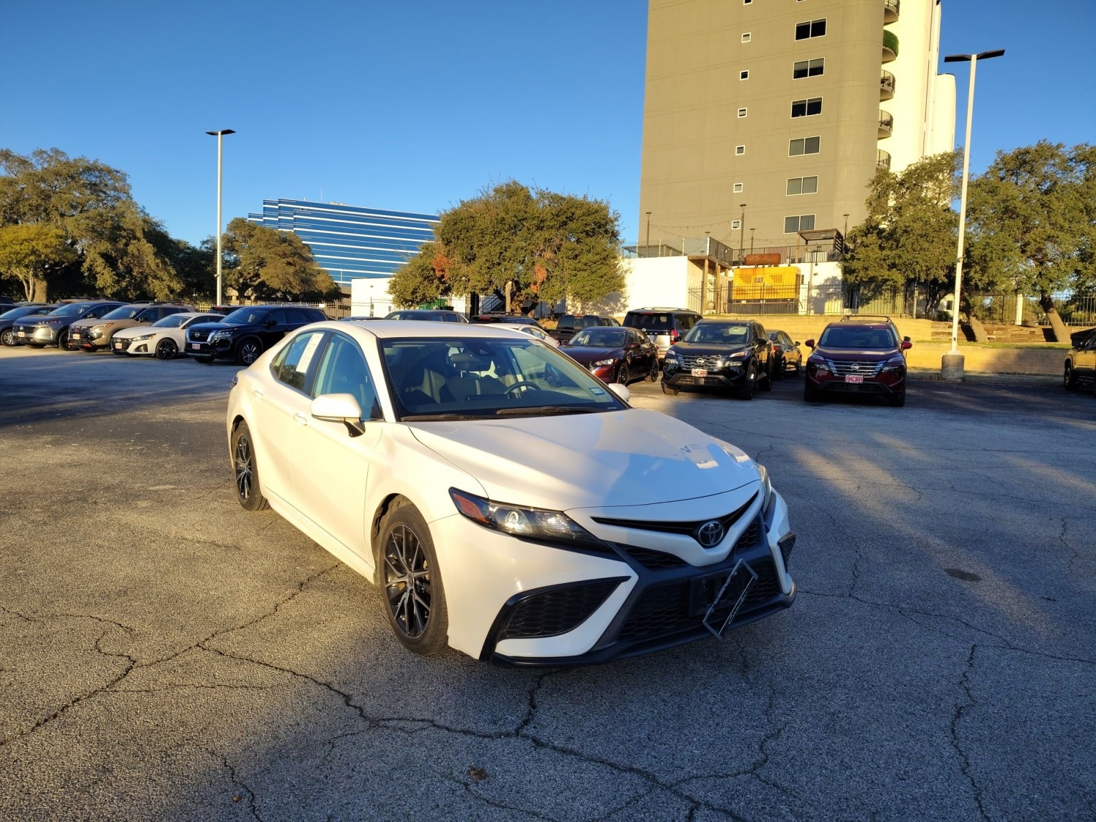 Used Car 2022 Toyota Camry  Se For Sale Under $25,000 In San Antonio, Texas