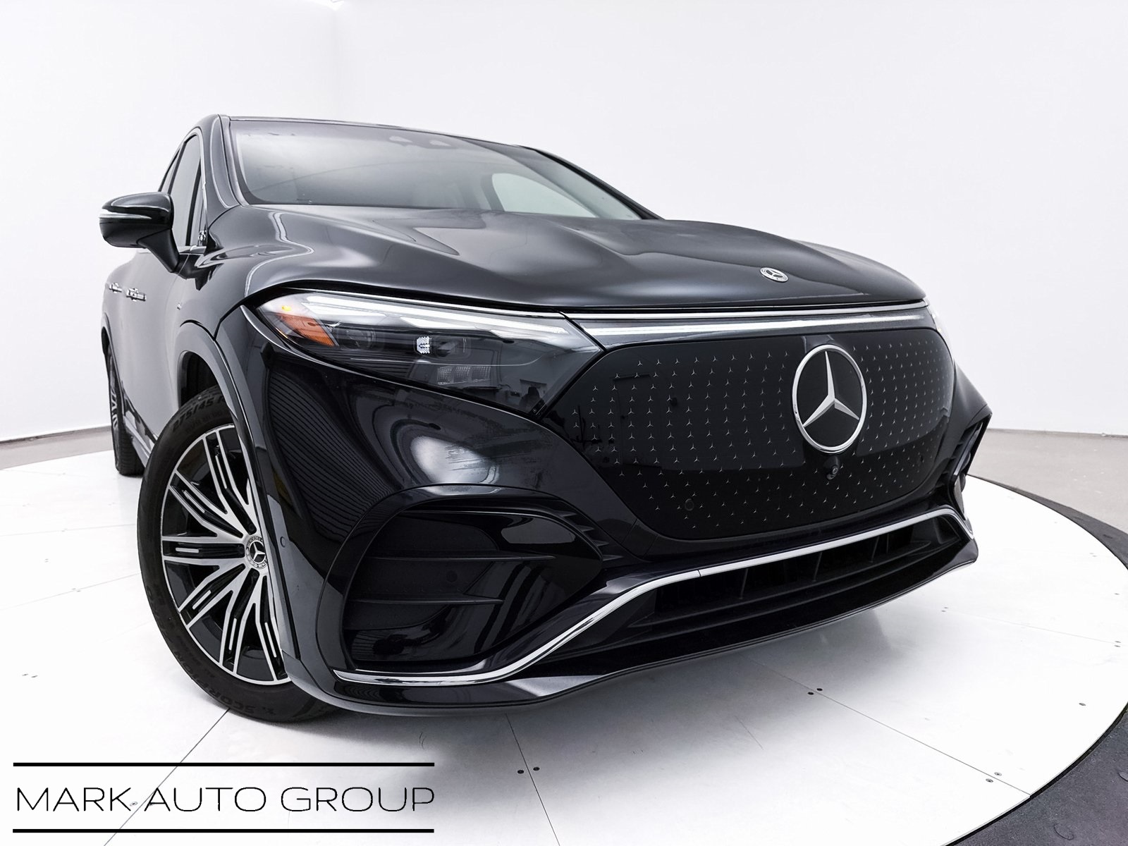 2023 Mercedes-Benz EQS SUV