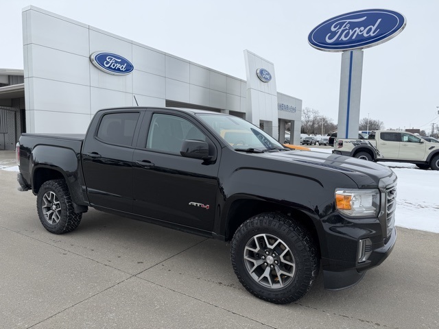 2022 GMC Canyon AT4 Crew Cab 4WD with Leather