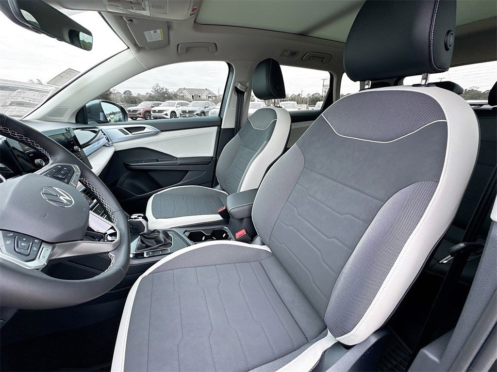 2025 Volkswagen Taos 1.5T SE Gray at DeMontrond Auto Country