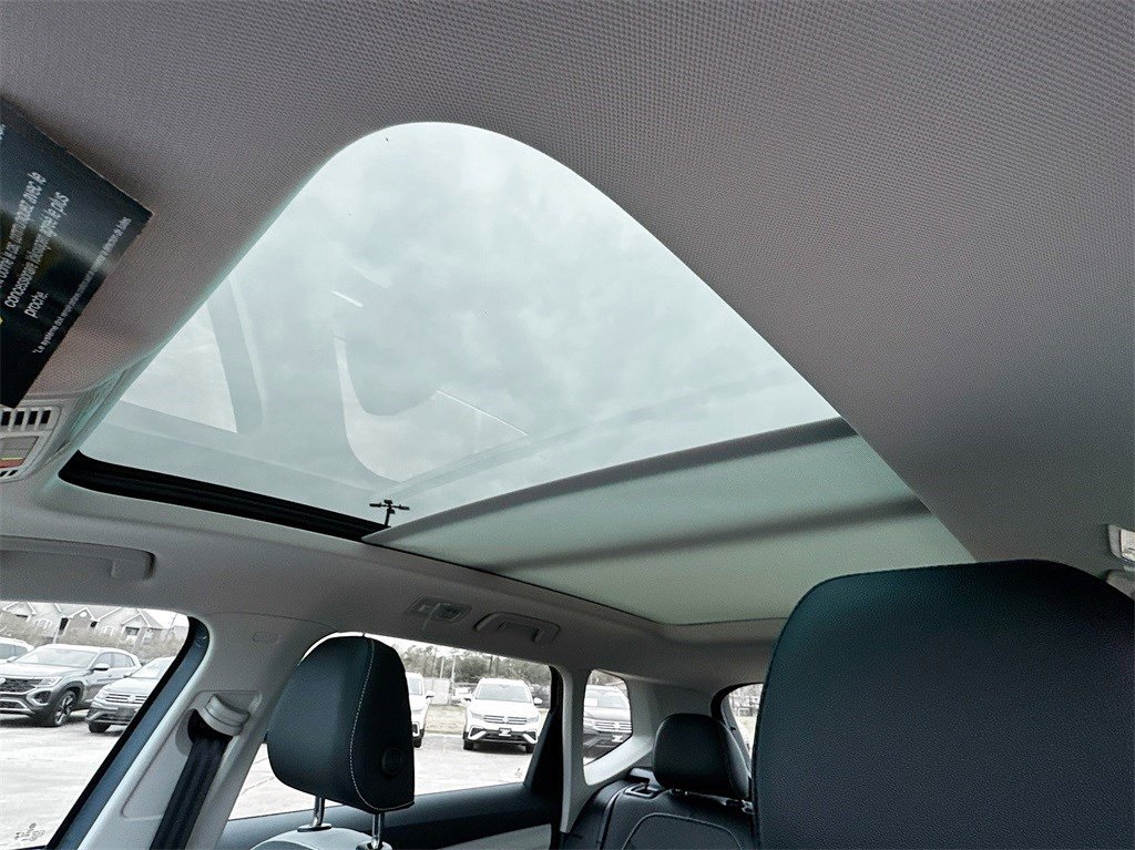 2025 Volkswagen Taos 1.5T SE Gray at DeMontrond Auto Country