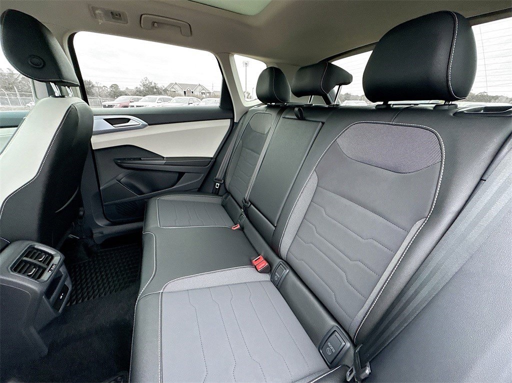 2025 Volkswagen Taos 1.5T SE Gray at DeMontrond Auto Country