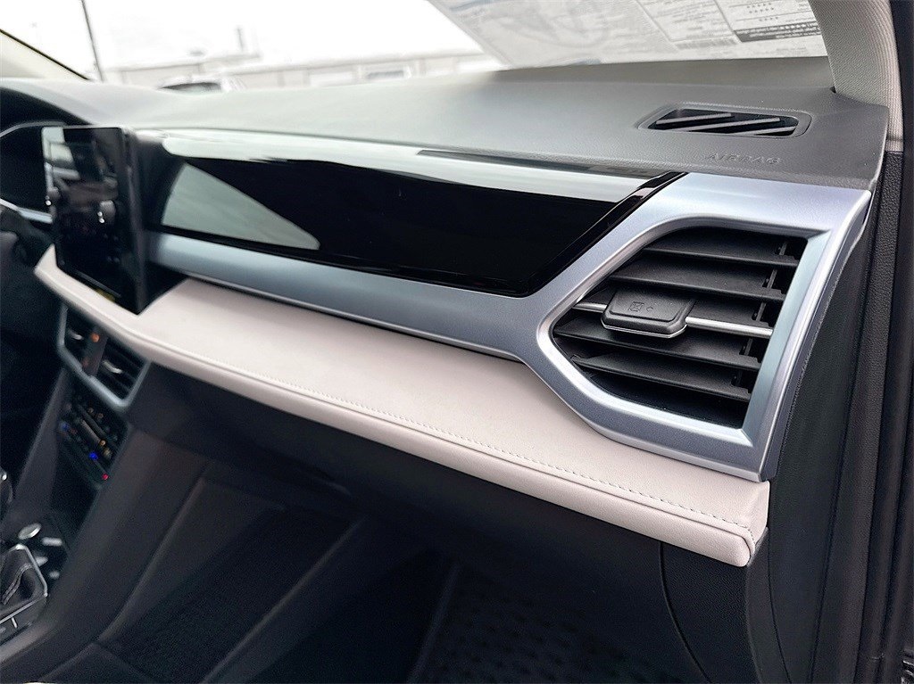 2025 Volkswagen Taos 1.5T SE Gray at DeMontrond Auto Country