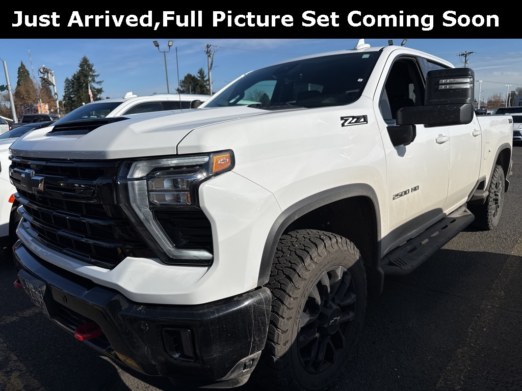 2025 Chevrolet Silverado 2500HD LTZ Crew Cab 4WD