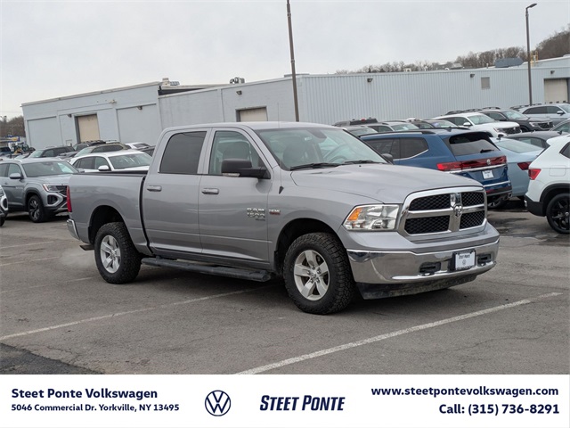 2022 RAM 1500 Classic SLT Crew Cab 4WD