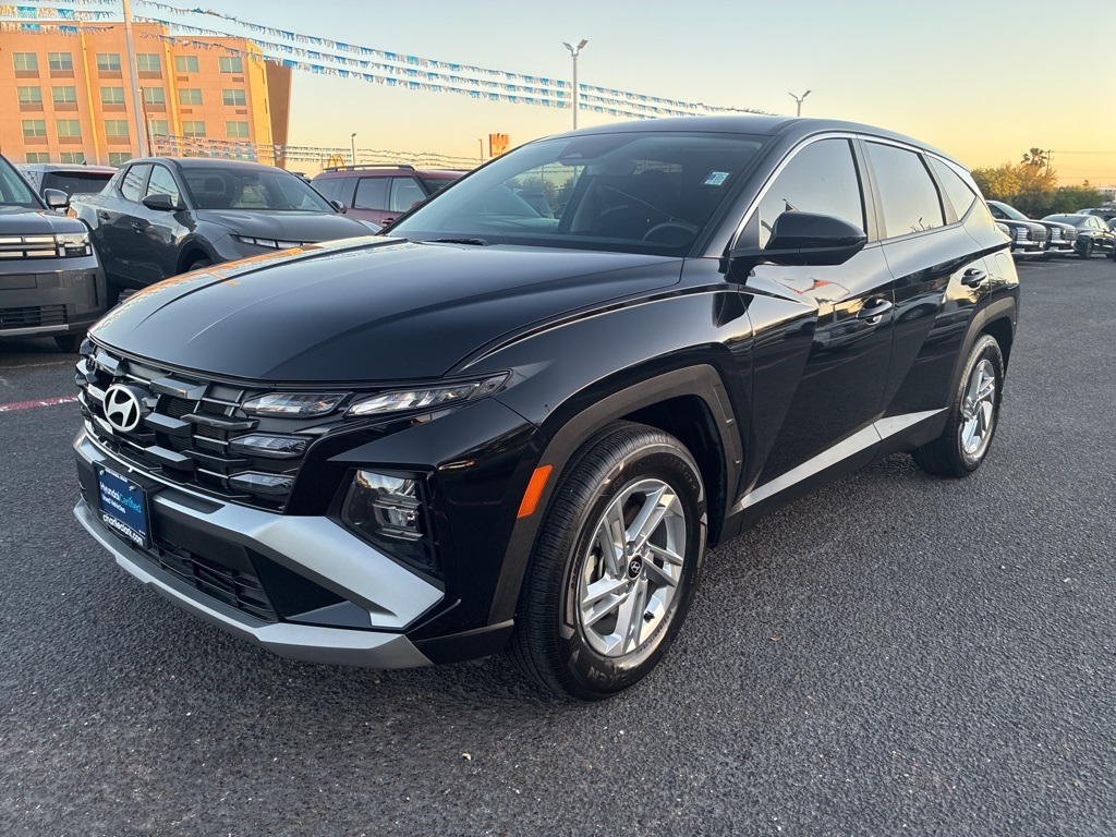 2025 Hyundai Tucson SE FWD