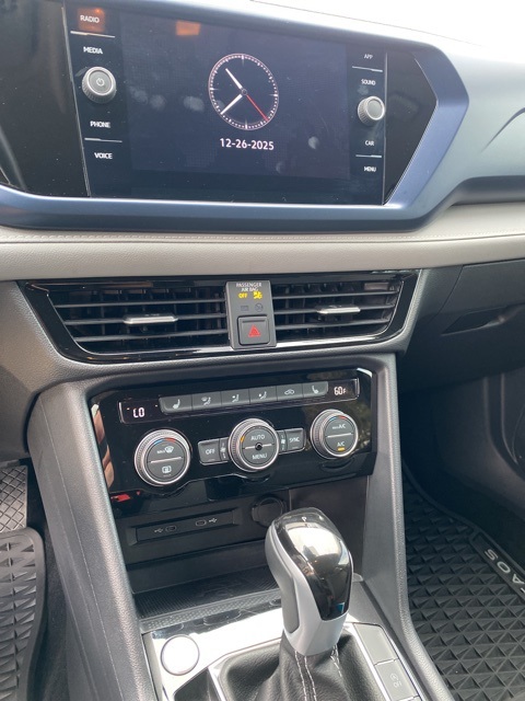 Used Car 2024 Volkswagen Taos  1.5t Se For Sale Under $25,000 In San Antonio, Texas