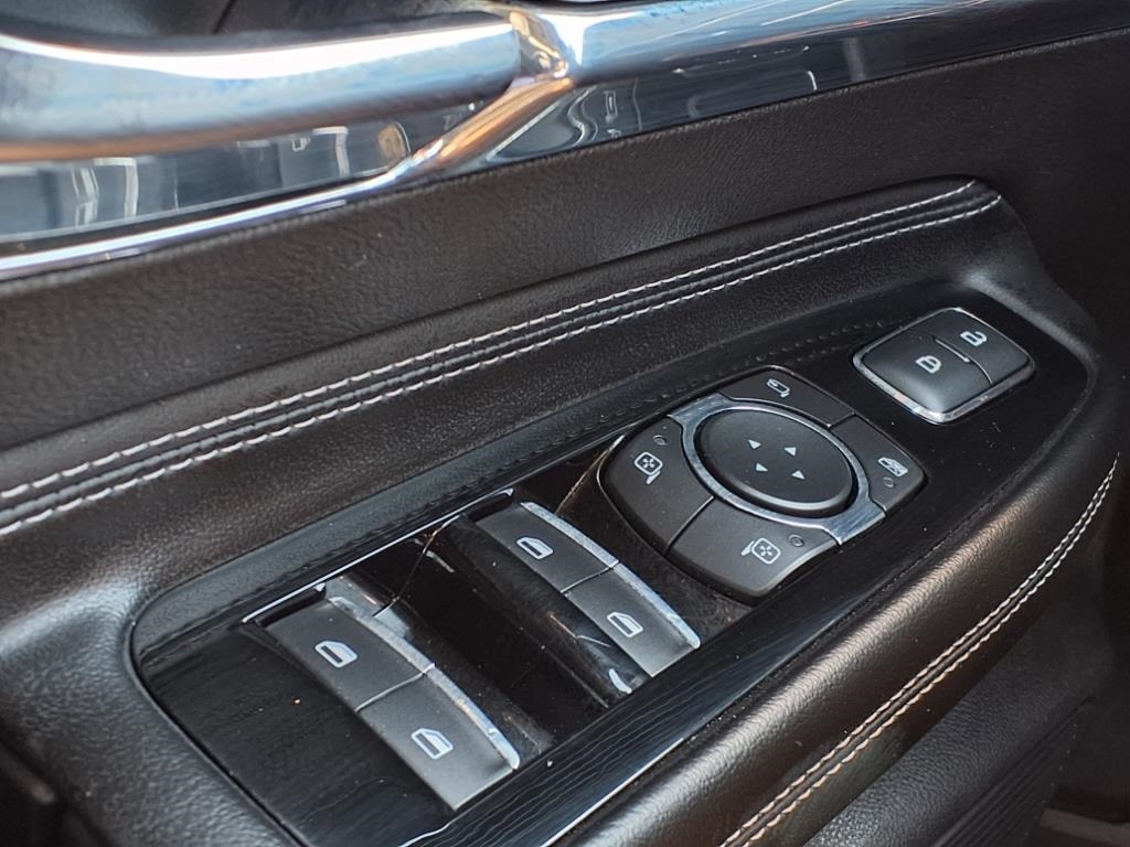 2022 Lincoln Corsair Reserve White at River Oaks CDJR