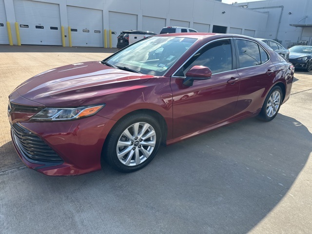 2018 Toyota Camry L Red at Autostrade