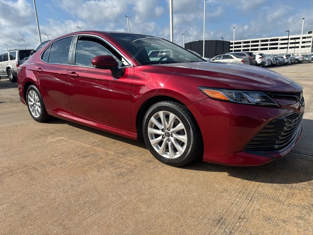 2018 Toyota Camry L Red at Autostrade