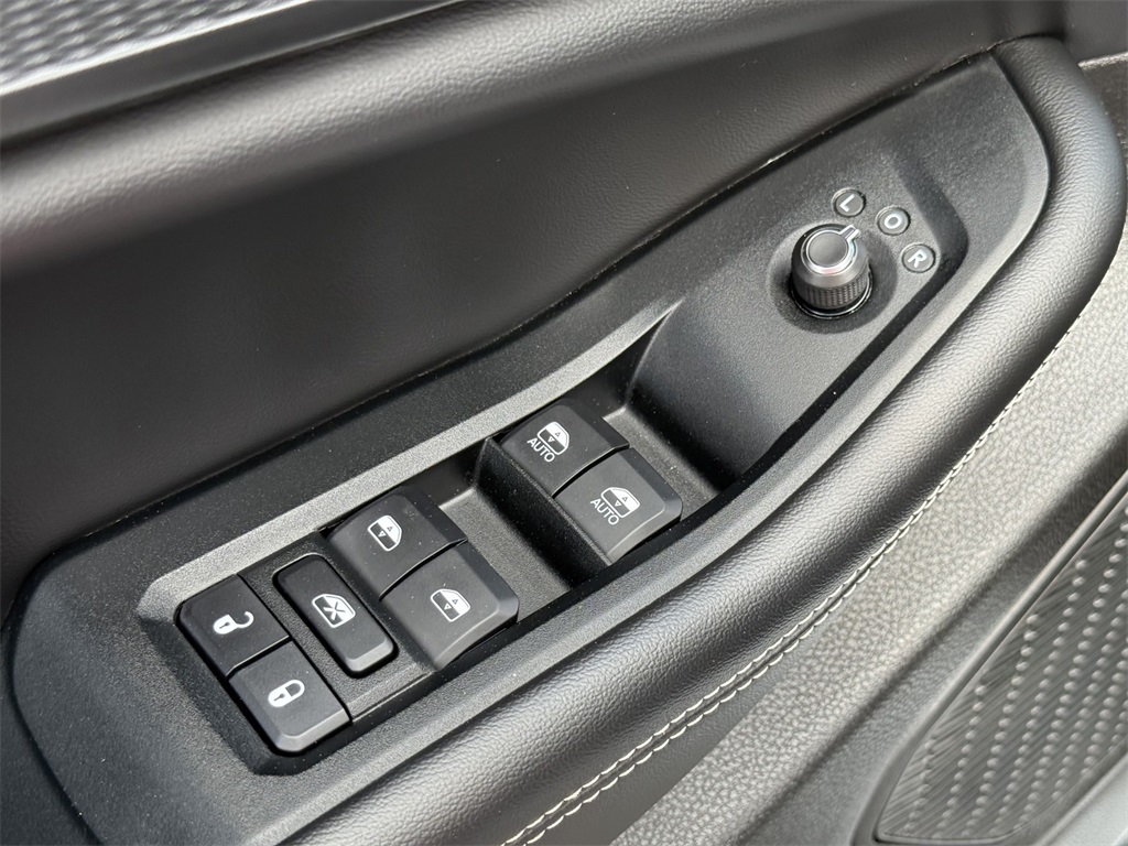 Used Car 2023 Jeep Grand Cherokee  Altitude X For Sale Under $35,000 In San Marcos, Texas