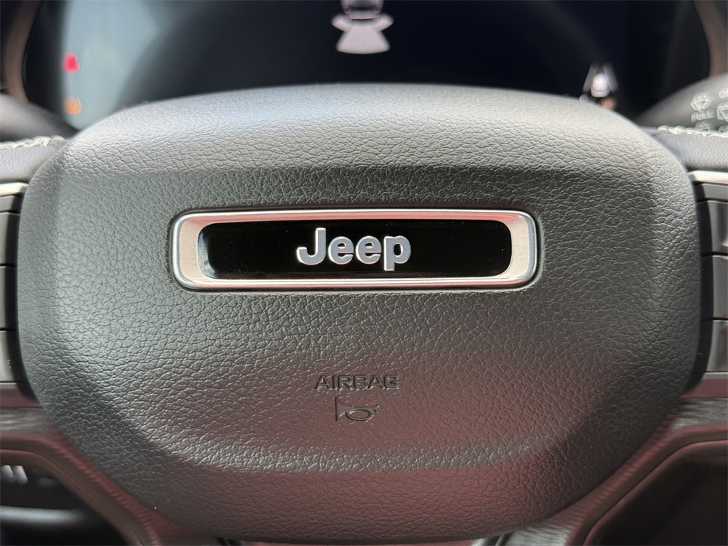 Used Car 2023 Jeep Grand Cherokee  Altitude X For Sale Under $35,000 In San Marcos, Texas