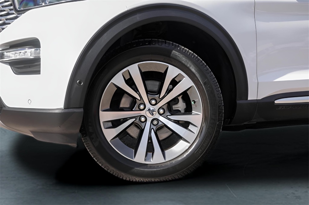 Used Car 2020 Ford Explorer  Platinum For Sale Under $25,000 In Austin, Texas