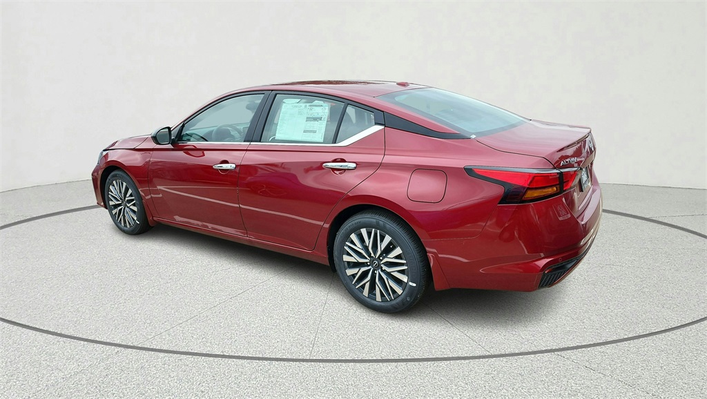 2025 Nissan Altima