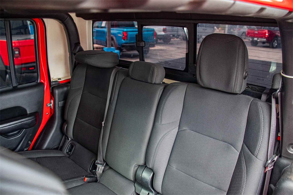 Used Car 2020 Jeep Gladiator  Sport For Sale Under $25,000 In San Marcos, Texas