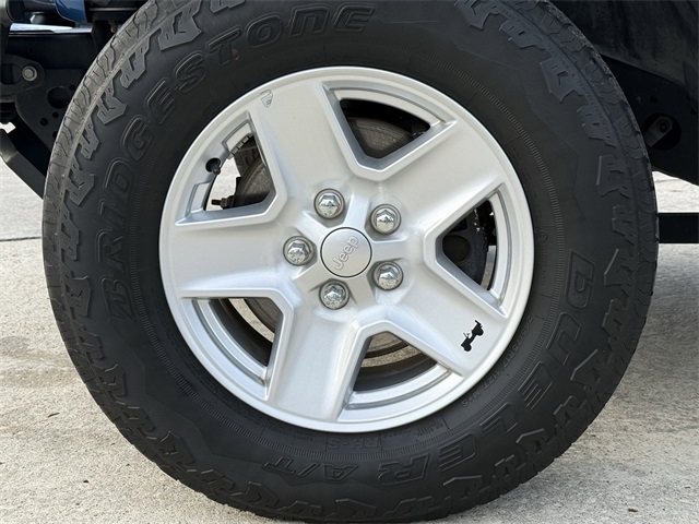 2020 Jeep Gladiator Sport - 10