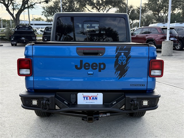 2020 Jeep Gladiator Sport - 4