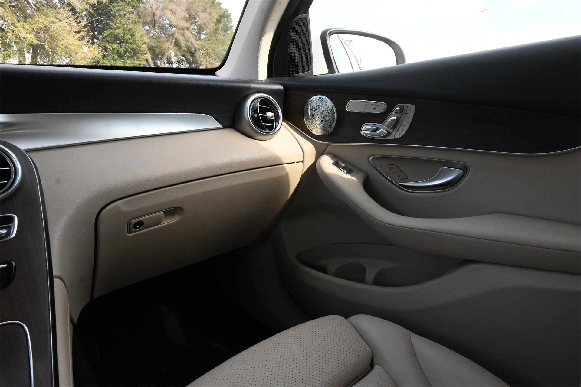 2020 Mercedes-Benz GLC GLC 300 White at Emmons Autoplex