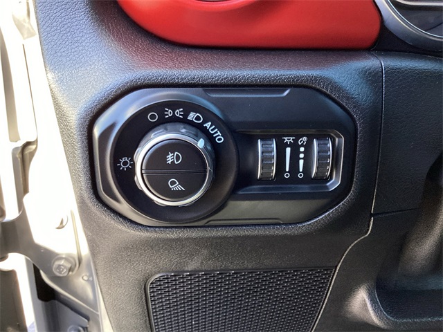 Used Car 2021 Jeep Gladiator  Rubicon For Sale Under $35,000 In San Antonio, Texas