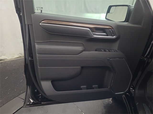 2025 – Chevrolet – Silverado 1500