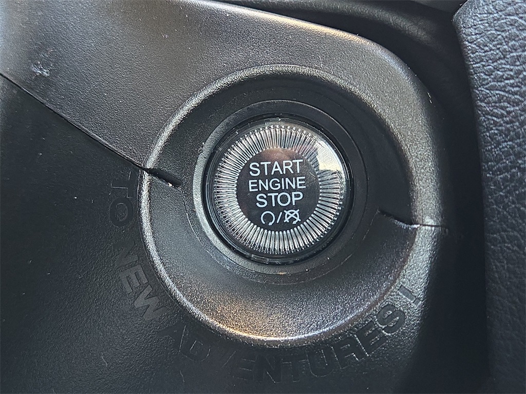 2023 Jeep Renegade Altitude Gray at Mac Haik CDJR North Houston