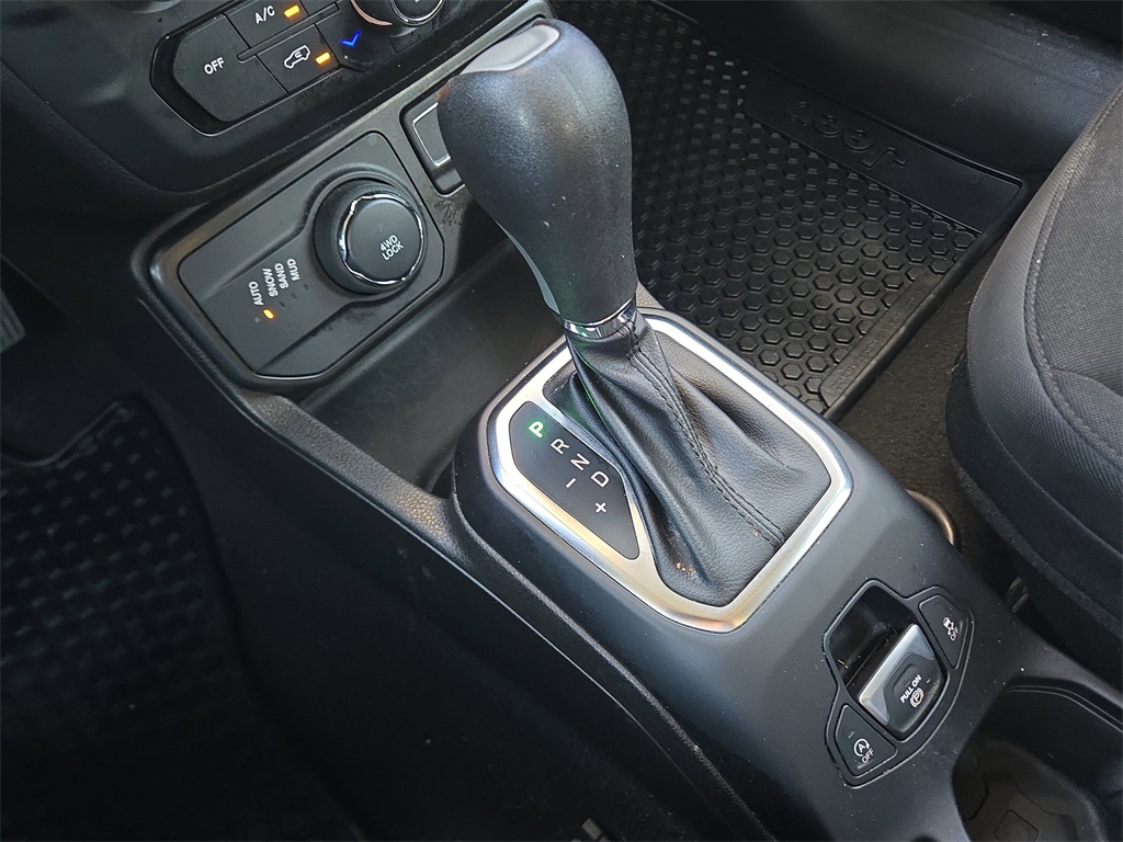 2023 Jeep Renegade Altitude Gray at Mac Haik CDJR North Houston