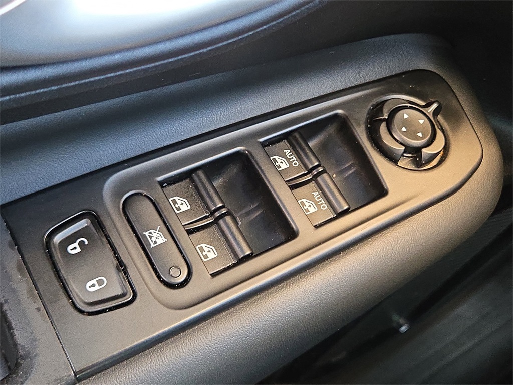 2023 Jeep Renegade Altitude Gray at Mac Haik CDJR North Houston