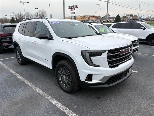 2025 GMC Acadia Elevation FWD